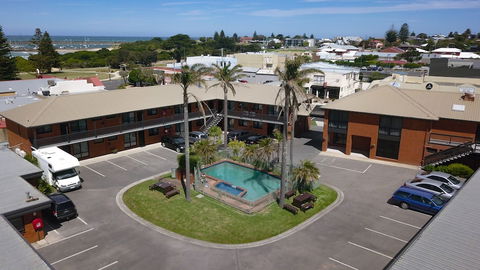 Best Western Apollo Bay Motel And Apartments - Sunshine Coast Guide 0