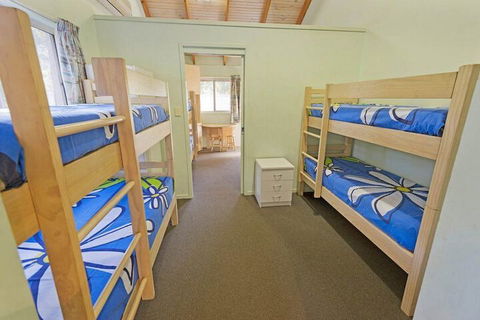 Kianinny Bush Cottages - Sunshine Coast Guide 2