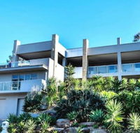 Hollywood Tree House - Sunshine Coast Guide