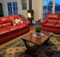 Mountain Blue Guest Accommodation - Sunshine Coast Guide