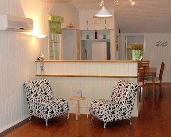Montville Holiday House - Sunshine Coast Guide 6