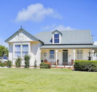 The Port Masters Lodgings - Sunshine Coast Guide
