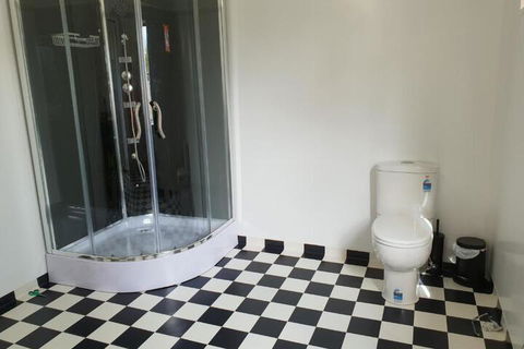 Pioneer Lodge Tasmania - Sunshine Coast Guide 6