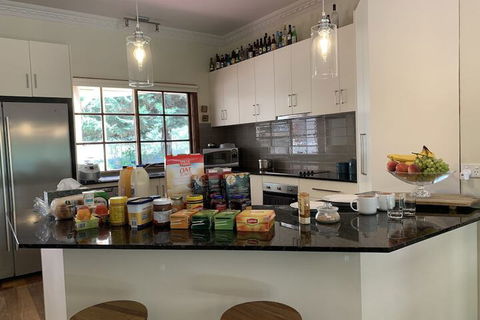 Helen's Homestead - Sunshine Coast Guide 1