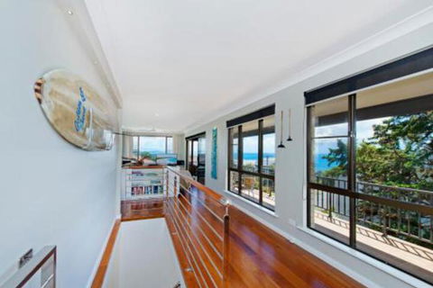 Apricari Oasis By The Sea - Sunshine Coast Guide 3