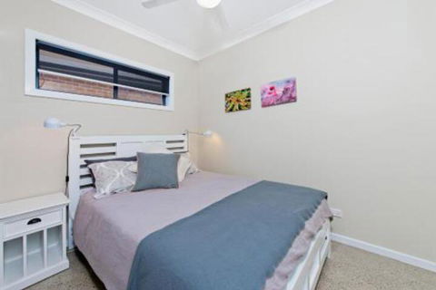 Apricari Oasis By The Sea - Sunshine Coast Guide 2