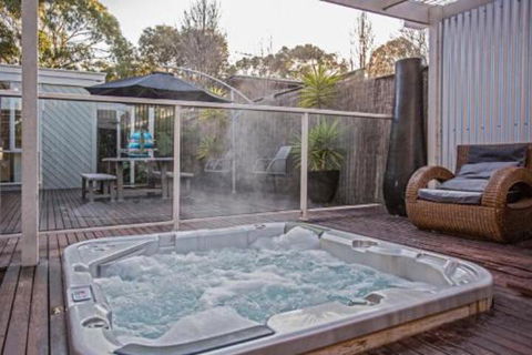 Iona Beach House Cowes - Sunshine Coast Guide 0