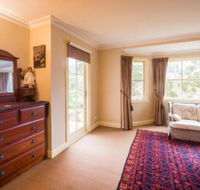 Wattle Grove Homestead Bed  Breakfast - Sunshine Coast Guide