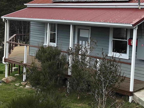 Derby Digs Cottage - Sunshine Coast Guide 5