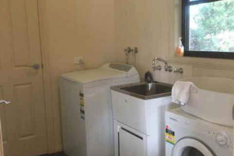 Bennett House Horsham - Sunshine Coast Guide 7