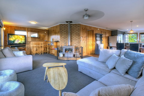 The Lookout - Sunshine Coast Guide 2