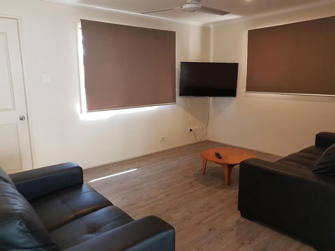 D'Aguilar Hotel Motel - Sunshine Coast Guide 4