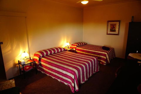 Muswellbrook Northside B & B - Sunshine Coast Guide 3