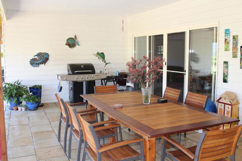 Nyora Lodge B & B - Sunshine Coast Guide 6