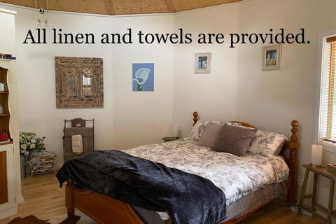 Ionaforest Yurt & Shepherds Hut - Sunshine Coast Guide 7