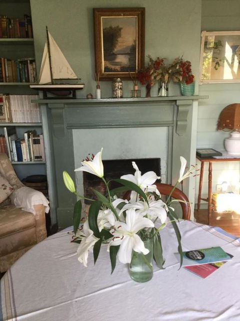 Twomeys Cottage - Sunshine Coast Guide 6