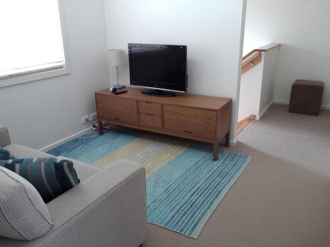 Beachcomber - Sunshine Coast Guide 3