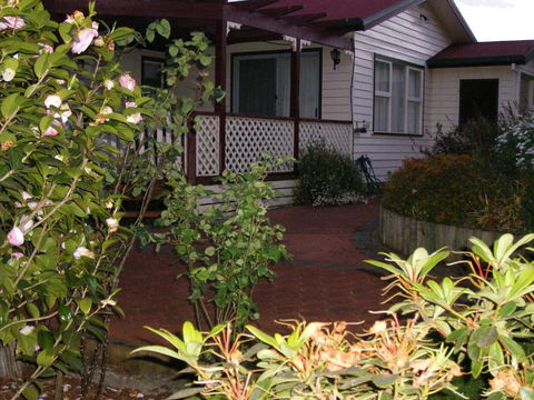 Belle Cottage - Sunshine Coast Guide 5