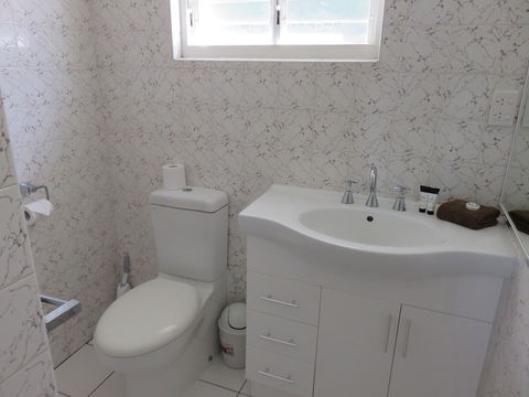 Airlie Beach Apartments - Sunshine Coast Guide 4