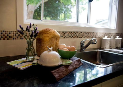 Farview Guest Accommodation - Sunshine Coast Guide 5