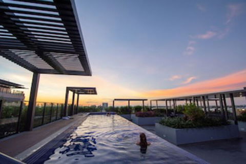Magnum Serviced Apartments - Sunshine Coast Guide 0