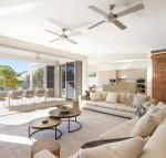 24 Mossman Court - Sunshine Coast Guide