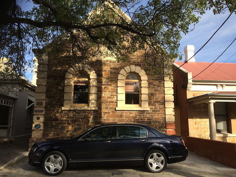 Adelaide Heritage Cottages & Apartments - Sunshine Coast Guide 0