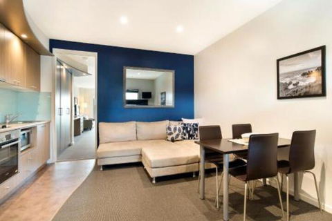 Sur La Plage - Sunshine Coast Guide 0