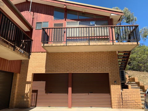 Eliza Lee 3 - Comfortable For The Budget Savvy - Sunshine Coast Guide 1