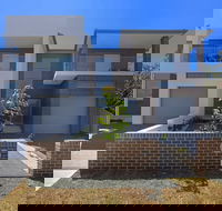 Greenacre Villas Sydney - Sunshine Coast Guide