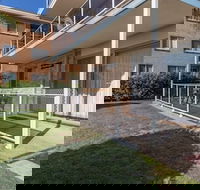 Castaways Unit 1 17 Shoal Bay Road - Sunshine Coast Guide