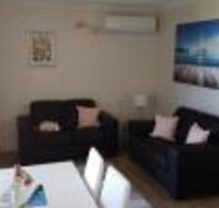 Unit 2 Breakaway Lodge - Sunshine Coast Guide