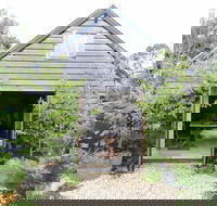 Elm Cottage Barn - Sunshine Coast Guide