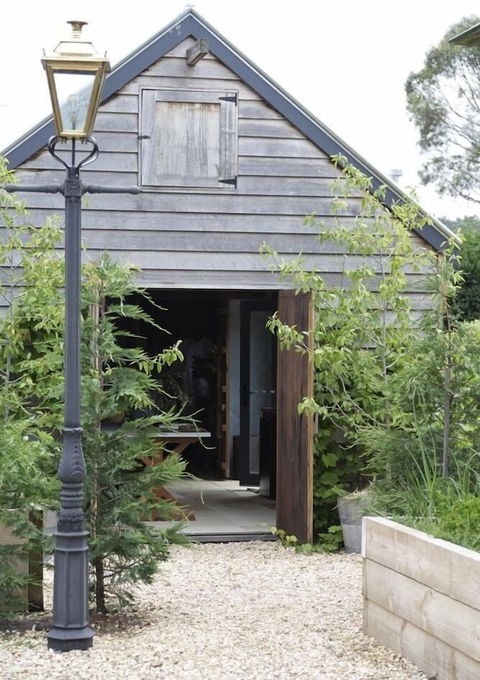 Elm Cottage Barn - Sunshine Coast Guide 1