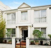 15 Charles Abbotsford Mansion - Hostel - Sunshine Coast Guide