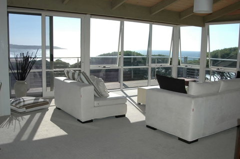 The Beach House At Tura Beach - Sunshine Coast Guide 0