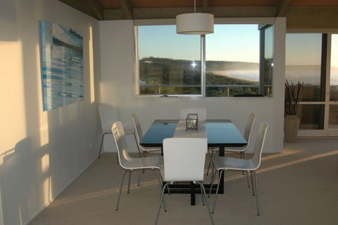 The Beach House At Tura Beach - Sunshine Coast Guide 2