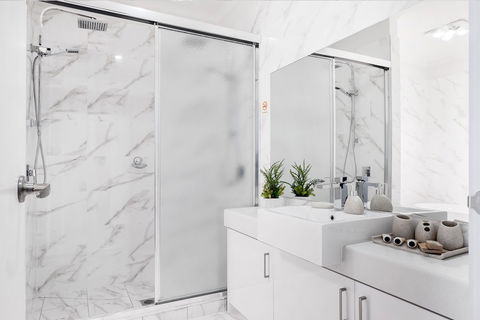 Olinda Self Service Apartments - Sunshine Coast Guide 6