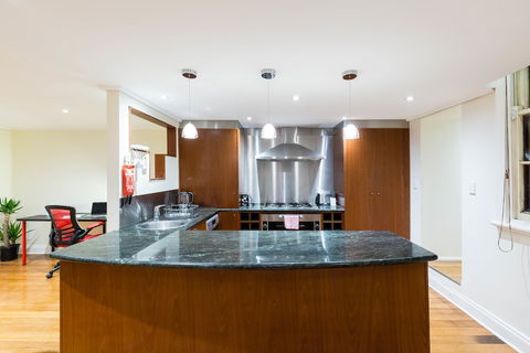 HELENA, 2BDR Fitzroy House - Sunshine Coast Guide 5