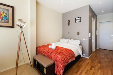 TENNYSON, Richmond Studio Apartment - Sunshine Coast Guide 0