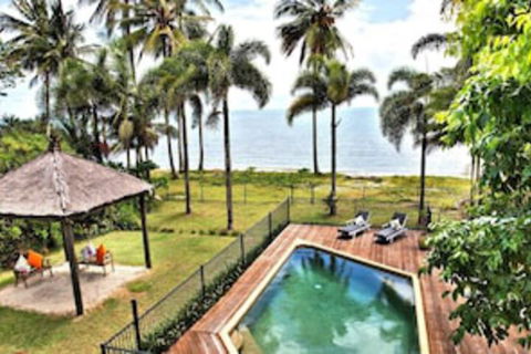 Absolute BeachFront Bliss @ Newell Beach - Sunshine Coast Guide 0
