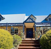 Stone  Straw Retreat - Sunshine Coast Guide