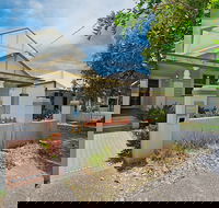 Newcastle Executive Homes - Veda House - Sunshine Coast Guide