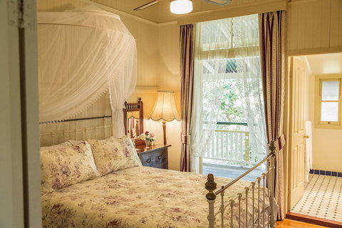 The Falls Montville - Sunshine Coast Guide 6