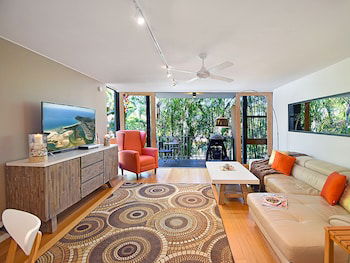 Ludlow Apartments - Sunshine Coast Guide 0