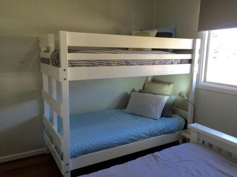 Tallowood Beachfront Cottage - Sunshine Coast Guide 3