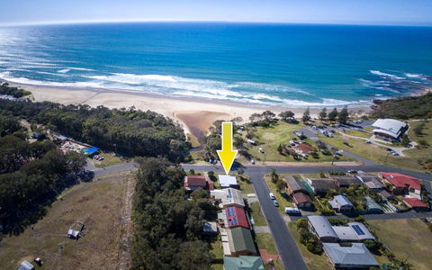 Tallowood Beachfront Cottage - Sunshine Coast Guide 1