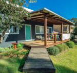 Tallowood beachfront cottage - Sunshine Coast Guide