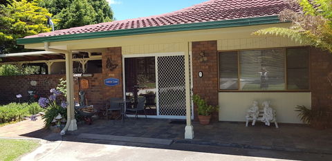 Amore Casa Tenterfield - Sunshine Coast Guide 0