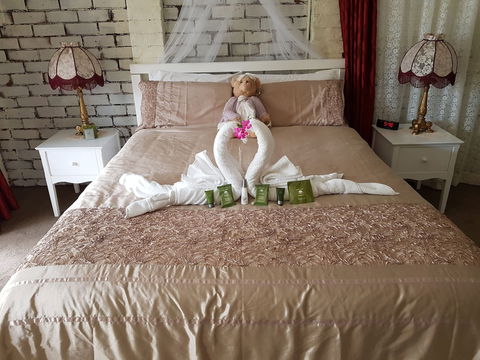 Amore Casa Tenterfield - Sunshine Coast Guide 4